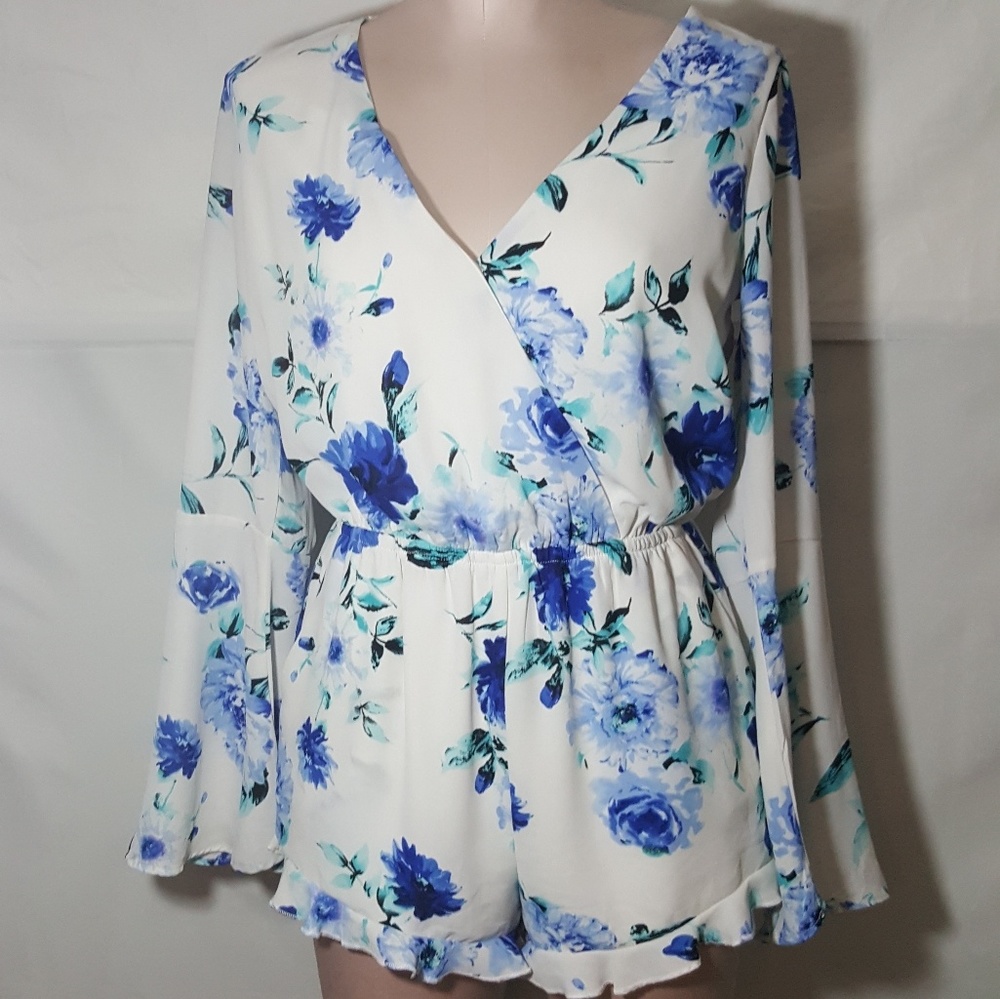 Forever 21 Jumper Blue White Floral M